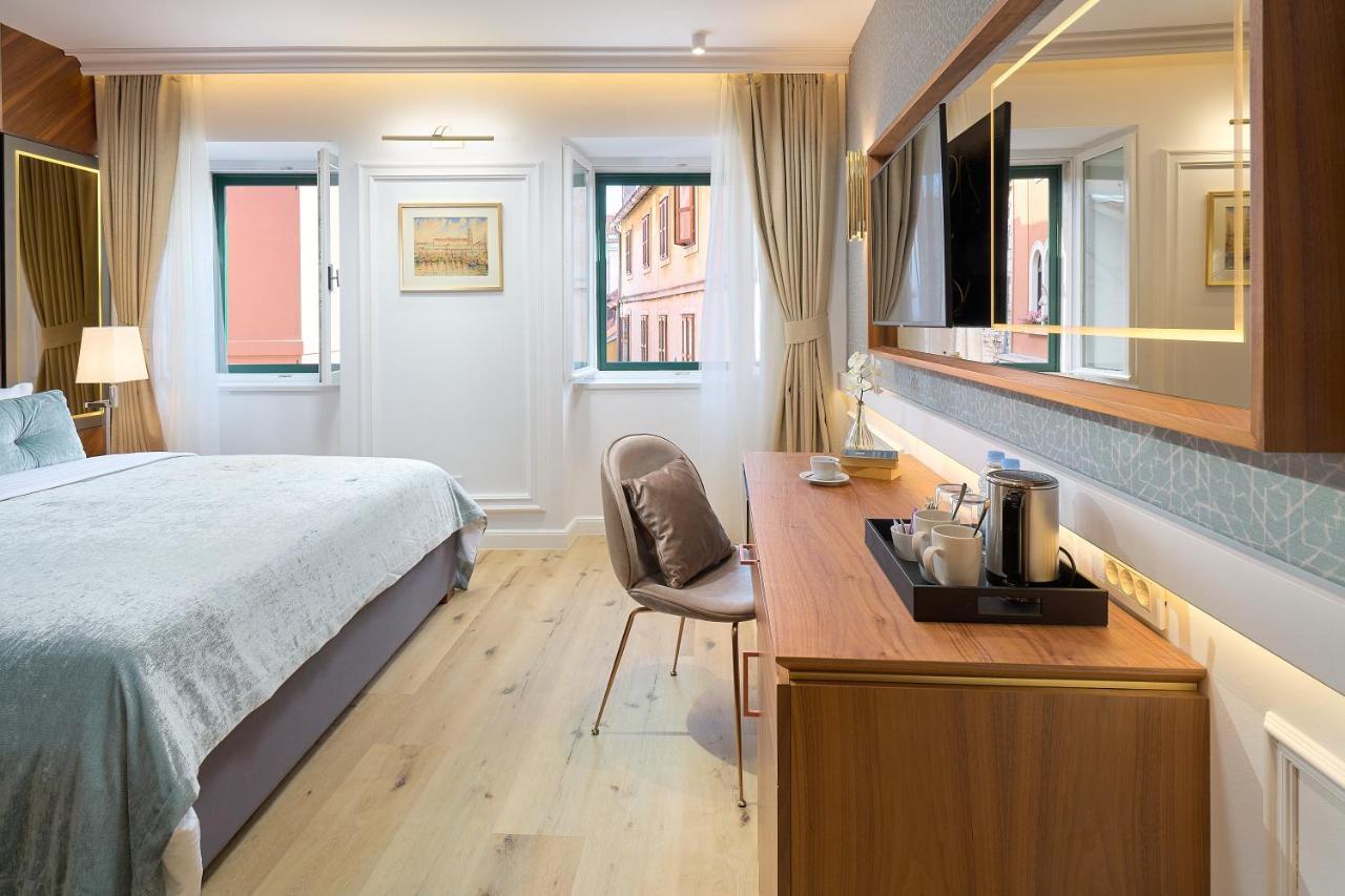 Geremia Luxury Rooms สปลิท ภายนอก รูปภาพ