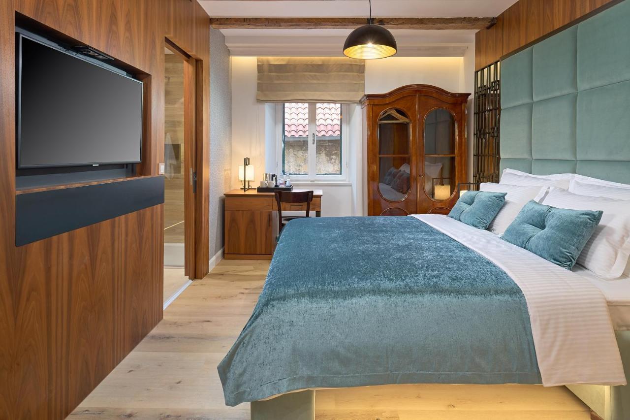Geremia Luxury Rooms สปลิท ภายนอก รูปภาพ