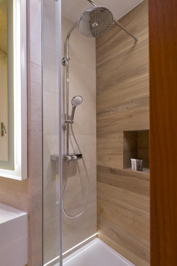 Geremia Luxury Rooms สปลิท ภายนอก รูปภาพ