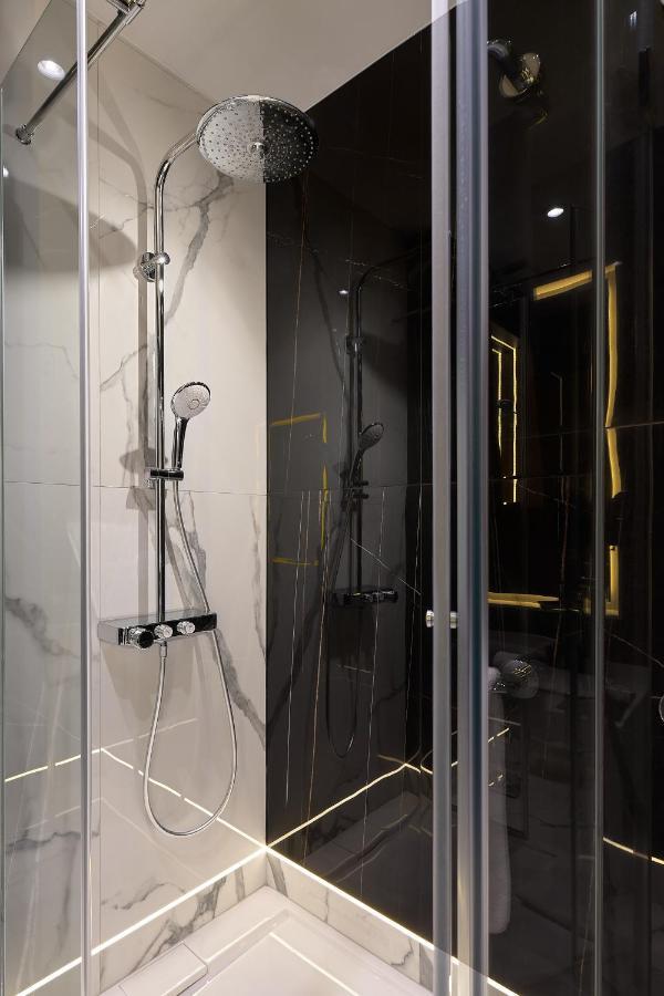 Geremia Luxury Rooms สปลิท ภายนอก รูปภาพ
